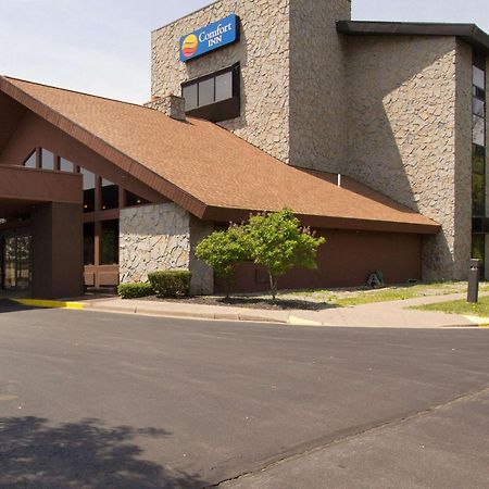 Comfort Inn & Suites Syracuse-Carrier Circle East Syracuse Esterno foto